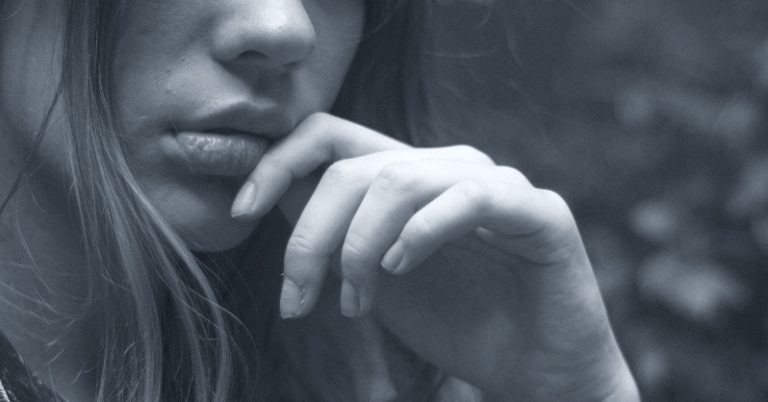 Quando una donna tace è per questi 11 motivi
